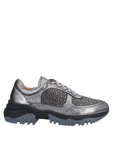 Click to view more detailed imagery on our partner's website Carpe Diem Sneakers In Grey