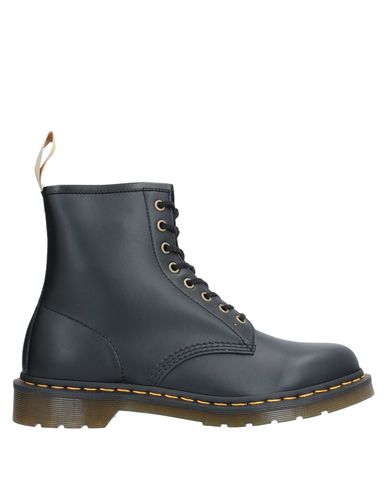 Dr. Martens 1460 8-eye Boots In Navy - Navy In Black