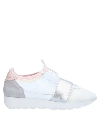 Click to view more detailed imagery on our partner's website Carpe Diem Sneakers In Ivory