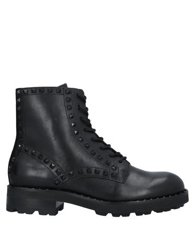 ash wolf studded boots