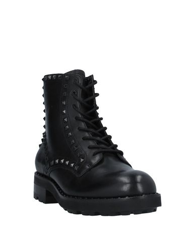 ash wolf studded boots