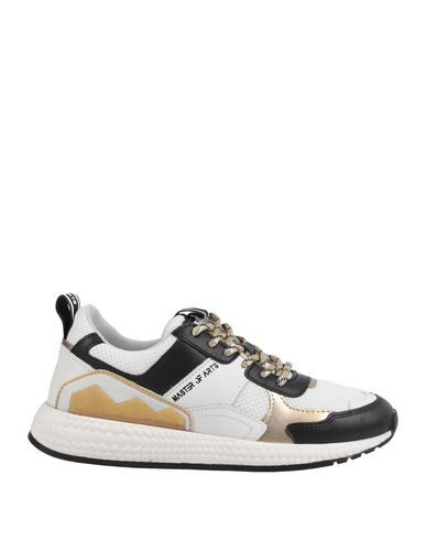 Click to view more detailed imagery on our partner's website Moa Master Of Arts Sneakers In White