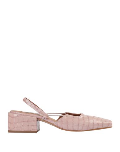 About Arianne Pumps In Light Pink