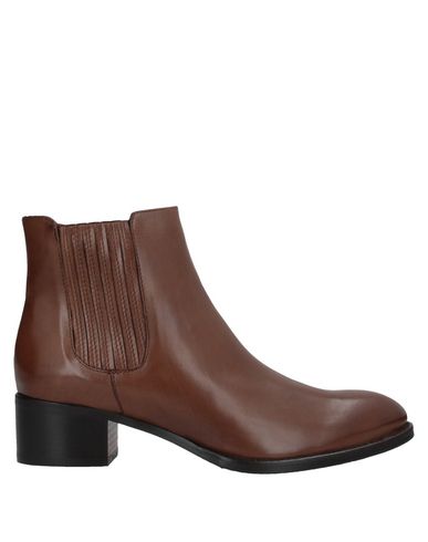 Calpierre Ankle Boot In Camel