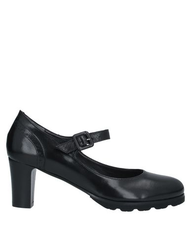 Click to view more detailed imagery on our partner's website Calpierre Pump In Black