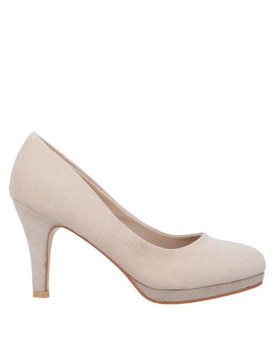 Click to view more detailed imagery on our partner's website Sexy Woman Pumps In Beige