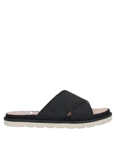 Kanna Sandals In Black