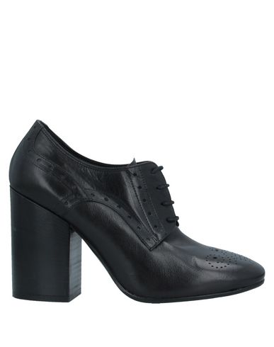Click to view more detailed imagery on our partner's website Guglielmo Rotta Laced Shoes In Black