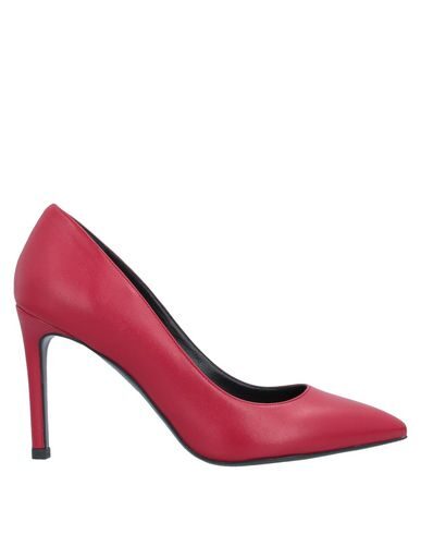 Click to view more detailed imagery on our partner's website Gianni Marra Pump In Red