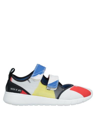 Click to view more detailed imagery on our partner's website Moa Master Of Arts Sneakers In White