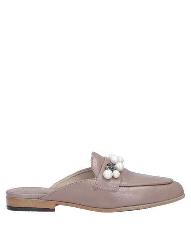 Fabbrica Dei Colli Mules & Clogs In Dove Grey