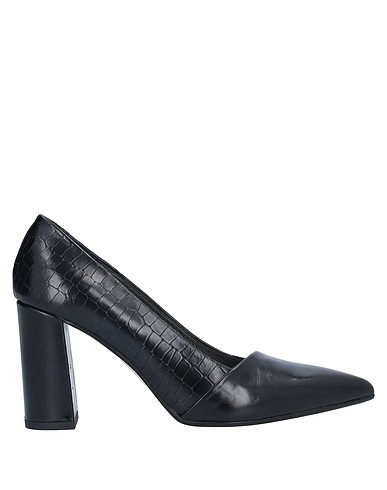PAOLA FERRI Court Black Soft Leather