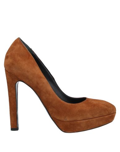 Click to view more detailed imagery on our partner's website Gianni Marra Pump In Camel