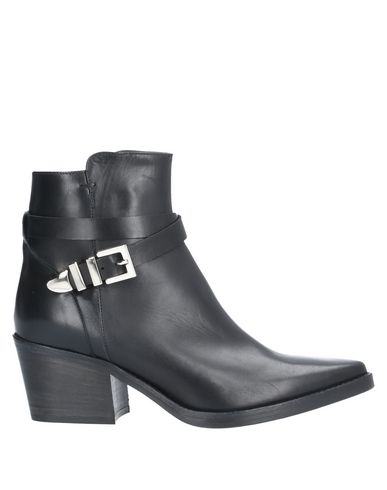 Konstantin Starke Ankle Boots In Black