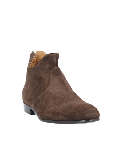 Unconventional Royal Boots In Dark Brown