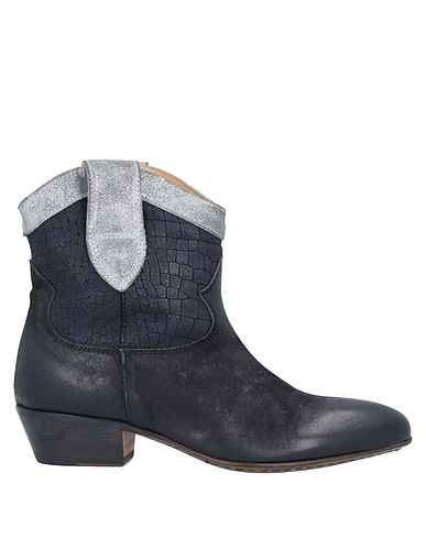 MOMA Ankle boot Black Soft Leather