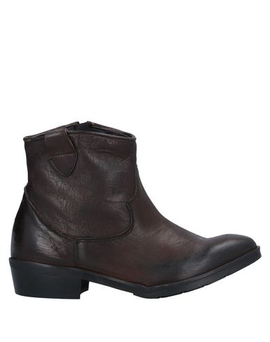 Geste Proposition Ankle Boots In Dark Brown