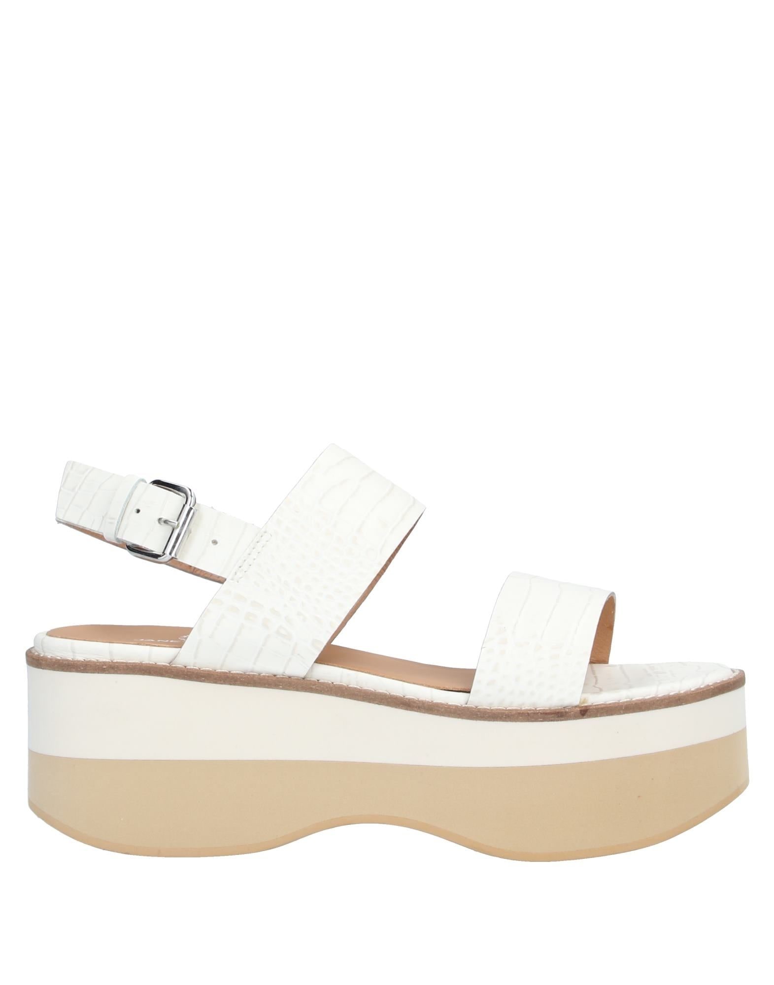 JANET SPORT Сандалии 21390₽