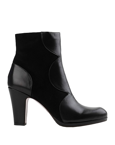 CHIE MIHARA ショートブーツ ブラック 革