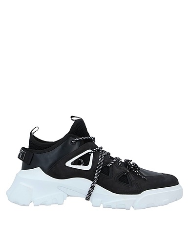 McQ Alexander McQueen Sneakers Black Soft Leather, Textile fibers