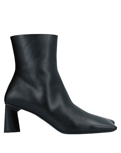 Ankle boot