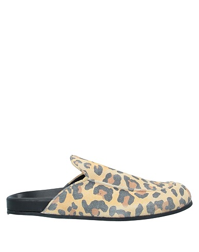 ZOOM AOT DAD™ LLC - Mules and clogs