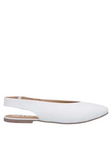Gioseppo Ballet Flats In White
