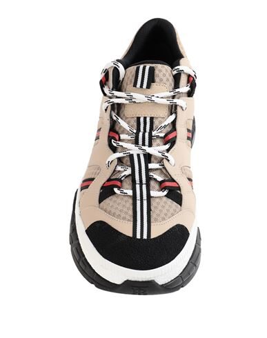 BURBERRY photo