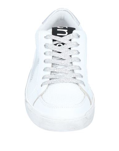 Shop Nila & Nila Woman Sneakers White Size 7 Soft Leather