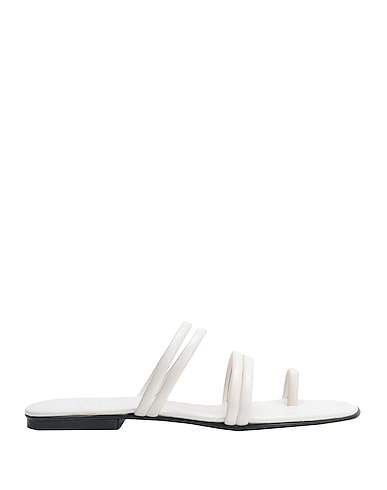8 by YOOX Flip flops LEATHER SQUARE TOE-POST FLAT SANDAL
 White 100% Ovine leather