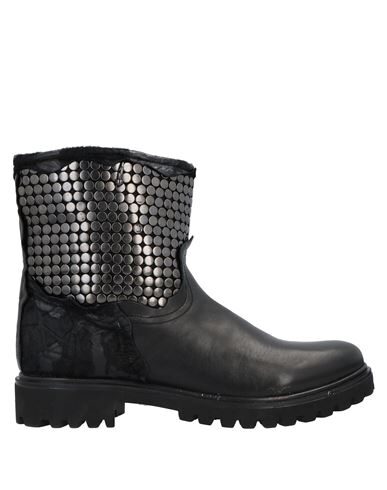 Alberto Venturini Ankle Boots In Black