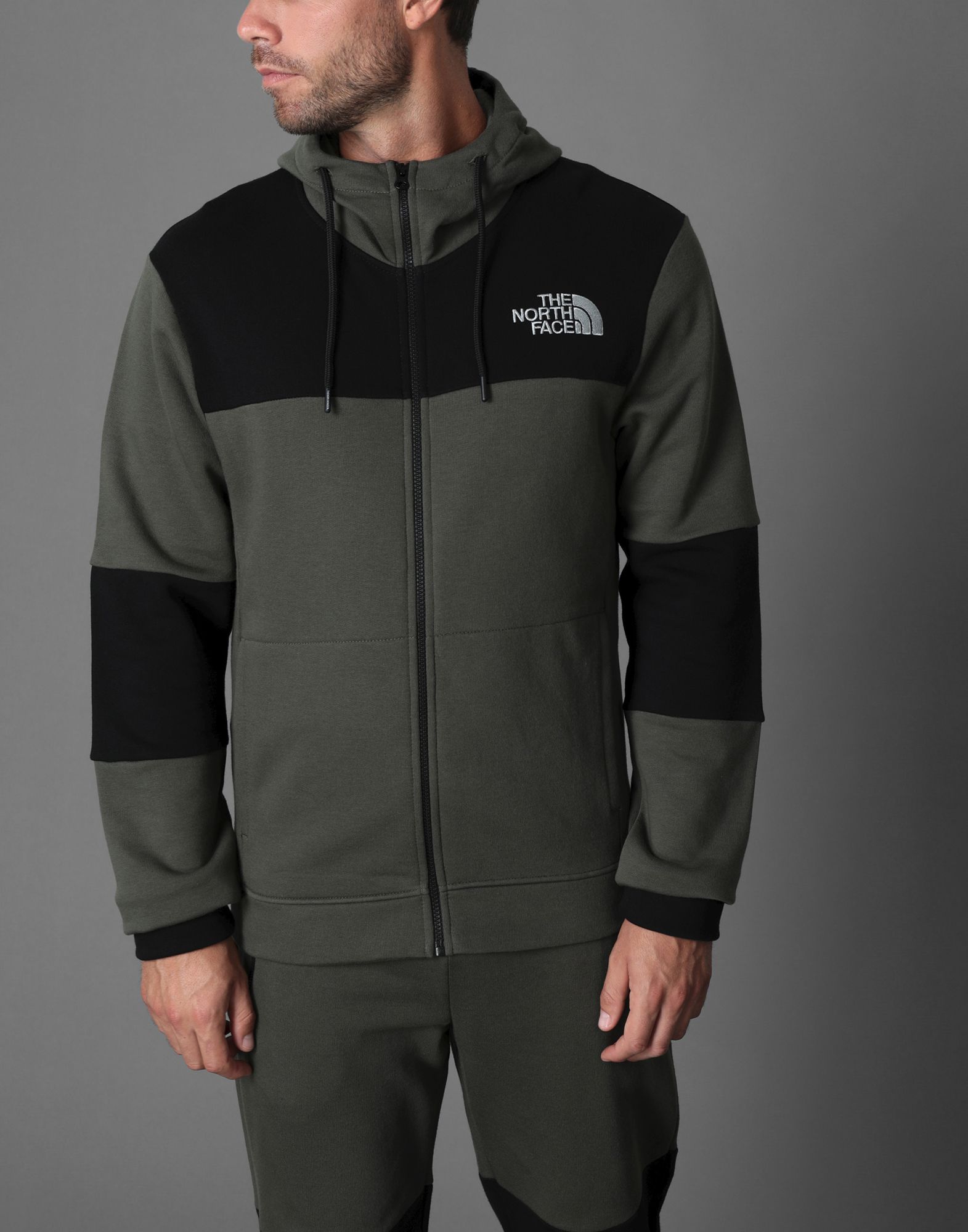 Костюмы north face. The North face костюмы мужские. Костюм TNF. Спортивки the North face. Спортивный костюм Норт фейс.