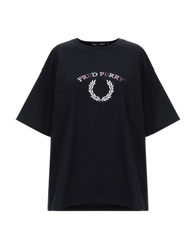 Click to view more detailed imagery on our partner's website Fred Perry T-shirt In Black