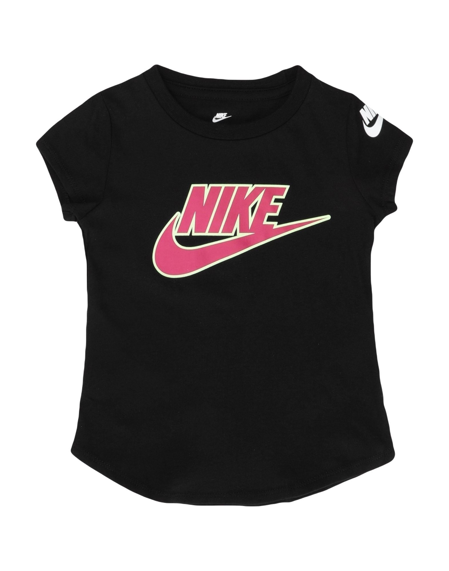 NIKE - T-shirts