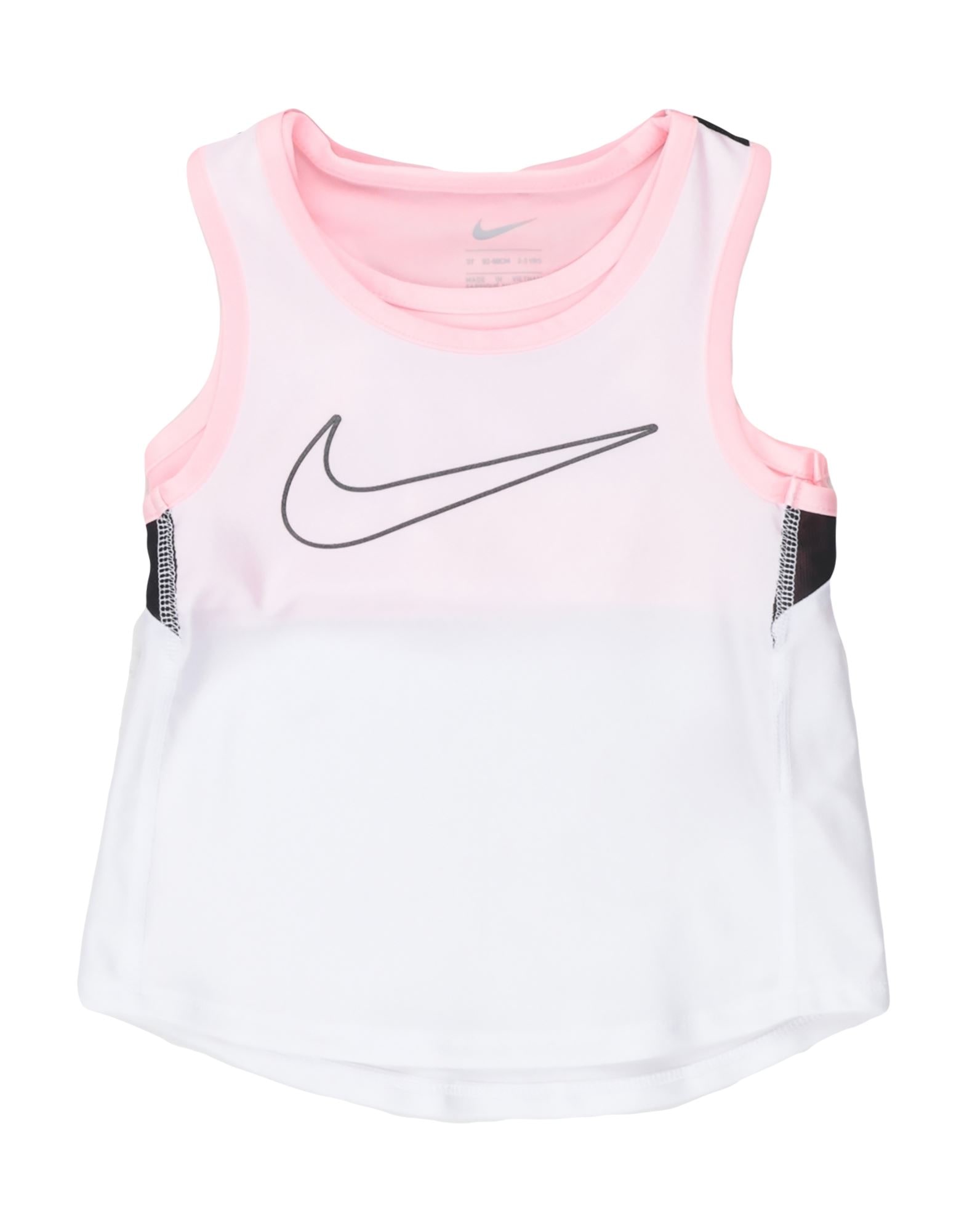 NIKE - T-shirts