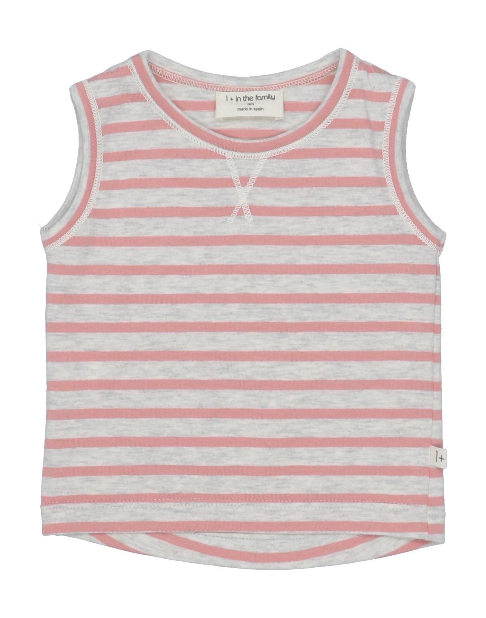 1 + IN THE FAMILY - T-shirts