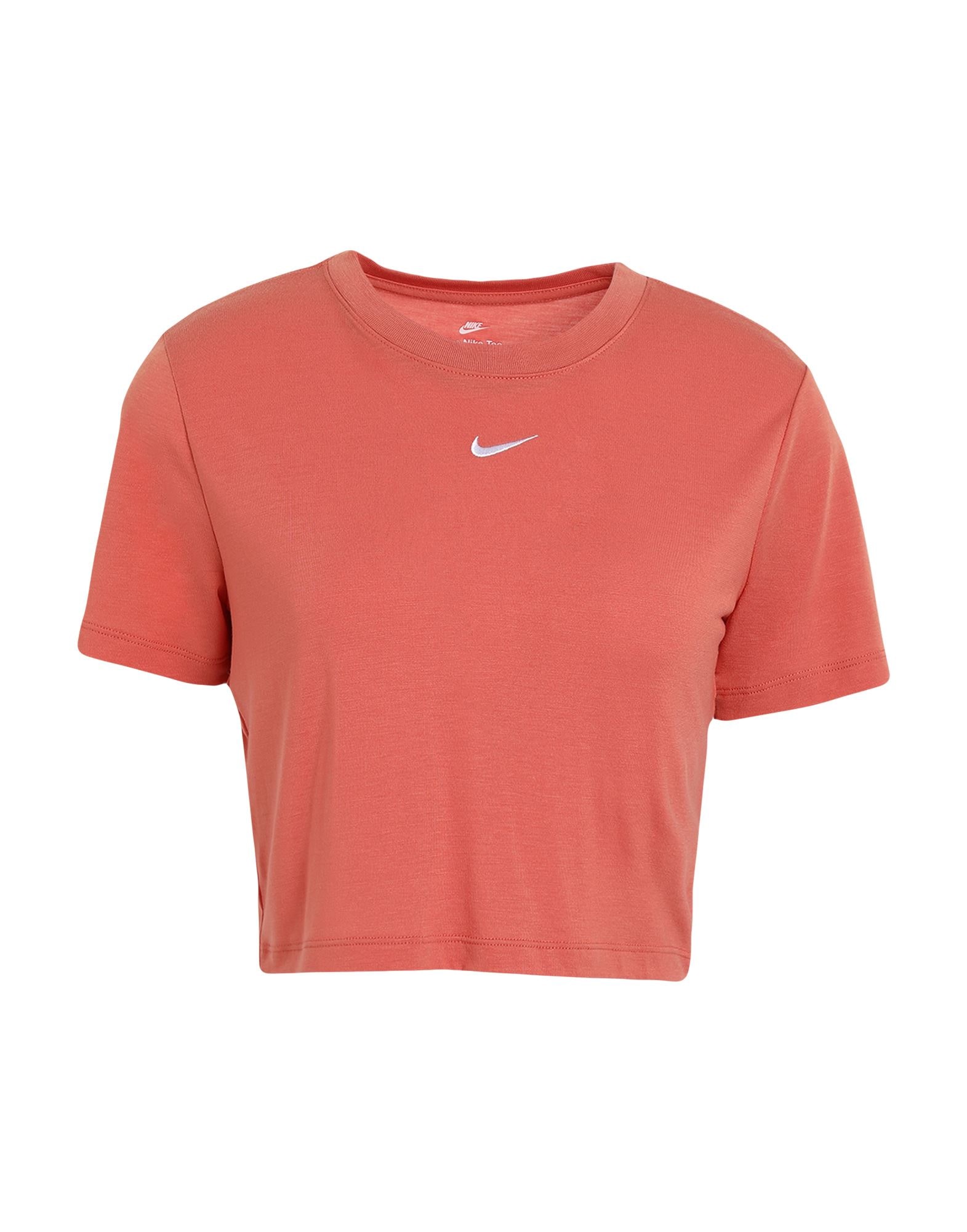 NIKE - T-shirts