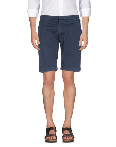 Coroglio By Entre Amis Bermudas In Dark Blue