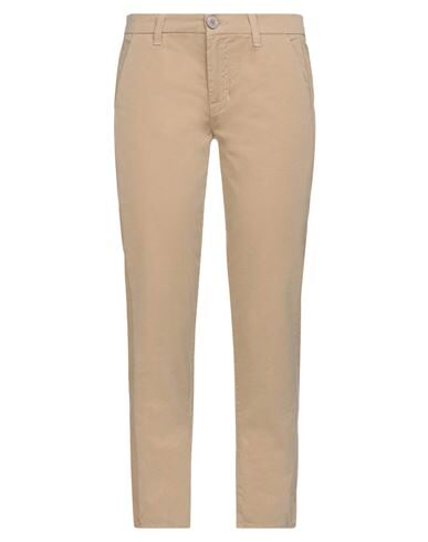 Click to view more detailed imagery on our partner's website J Brand 3/4-length Shorts In Camel