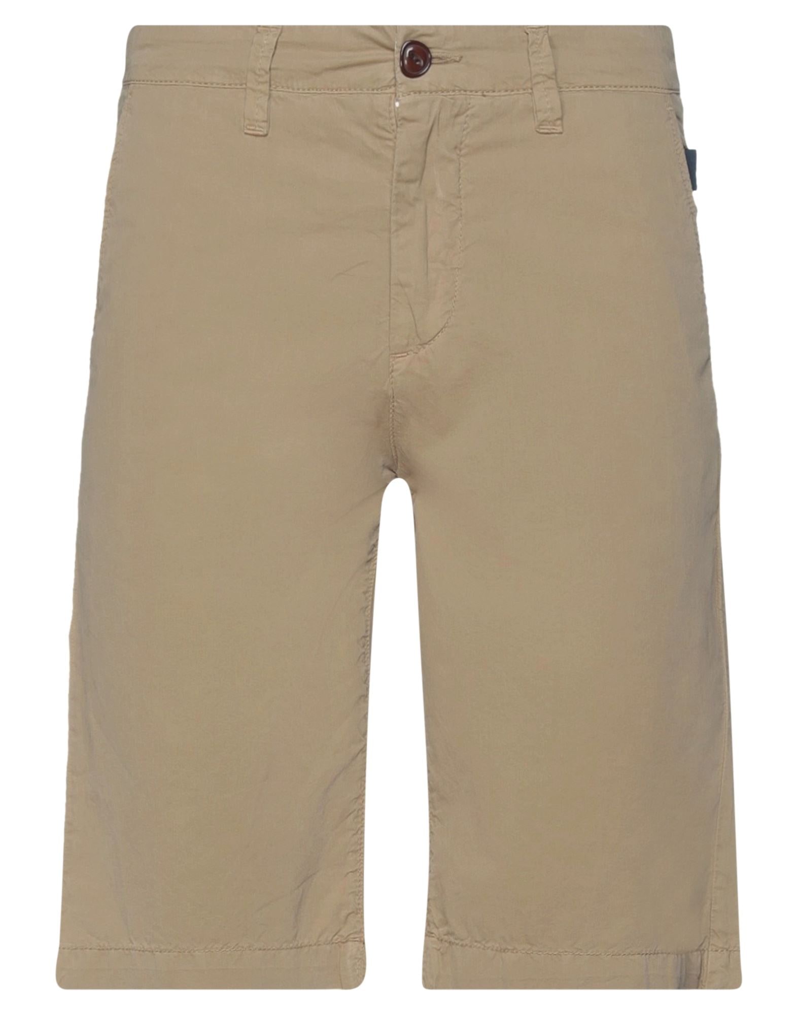 THREE STROKE - Shorts & Bermuda Shorts