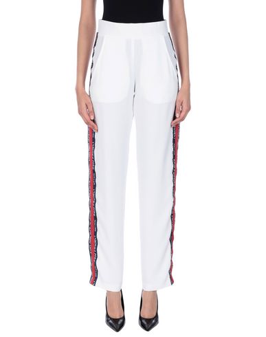 Aviu Pants In White