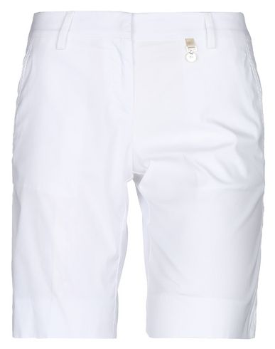 Vdp Club Shorts & Bermuda Shorts In White