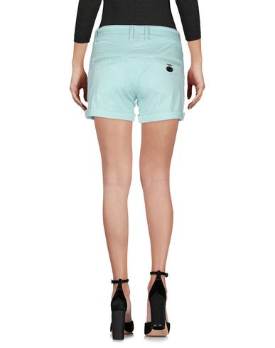 Aeronautica Militare Shorts & Bermuda Shorts In Light Green