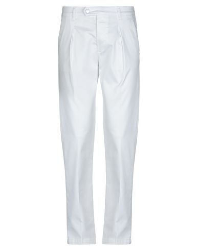 Entre Amis Pants In White