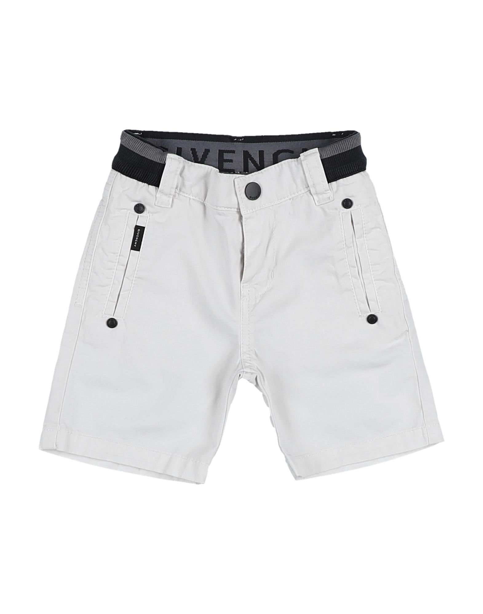 GIVENCHY - ショートパンツ＆バミューダ