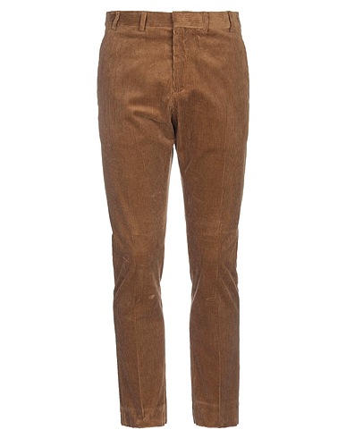 ZOOM N°21 - Chinos