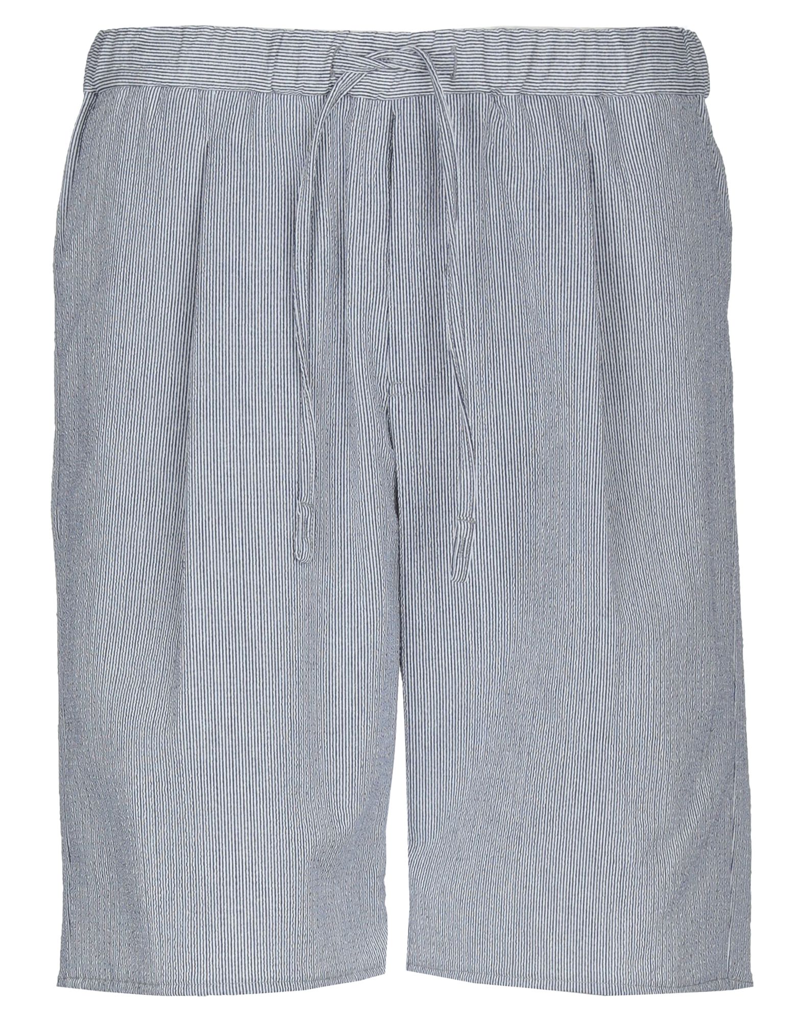 EMPORIO ARMANI - Shorts & Bermuda Shorts