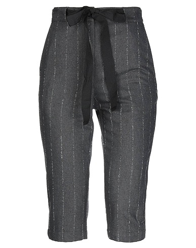 ZOOM COLLECTION PRIVĒE? - Cropped pants & culottes