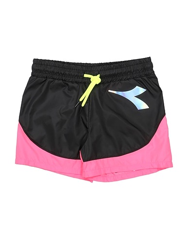DIADORA