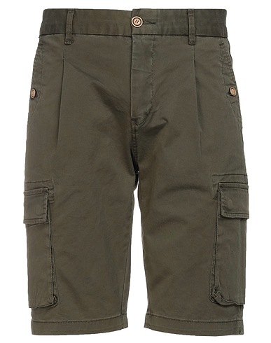 MARKUP Shorts & Bermudas Militärgrün 97% Baumwolle, 3% Elastan
